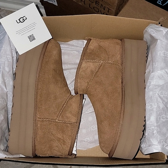 New! UGG Classic Mini Ultra platform Chestnut - Picture 5 of 6